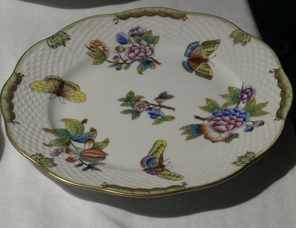 Herend Queen Victoria VBO 8" Salad Plate Dessert Butterflies Flowers Excellent