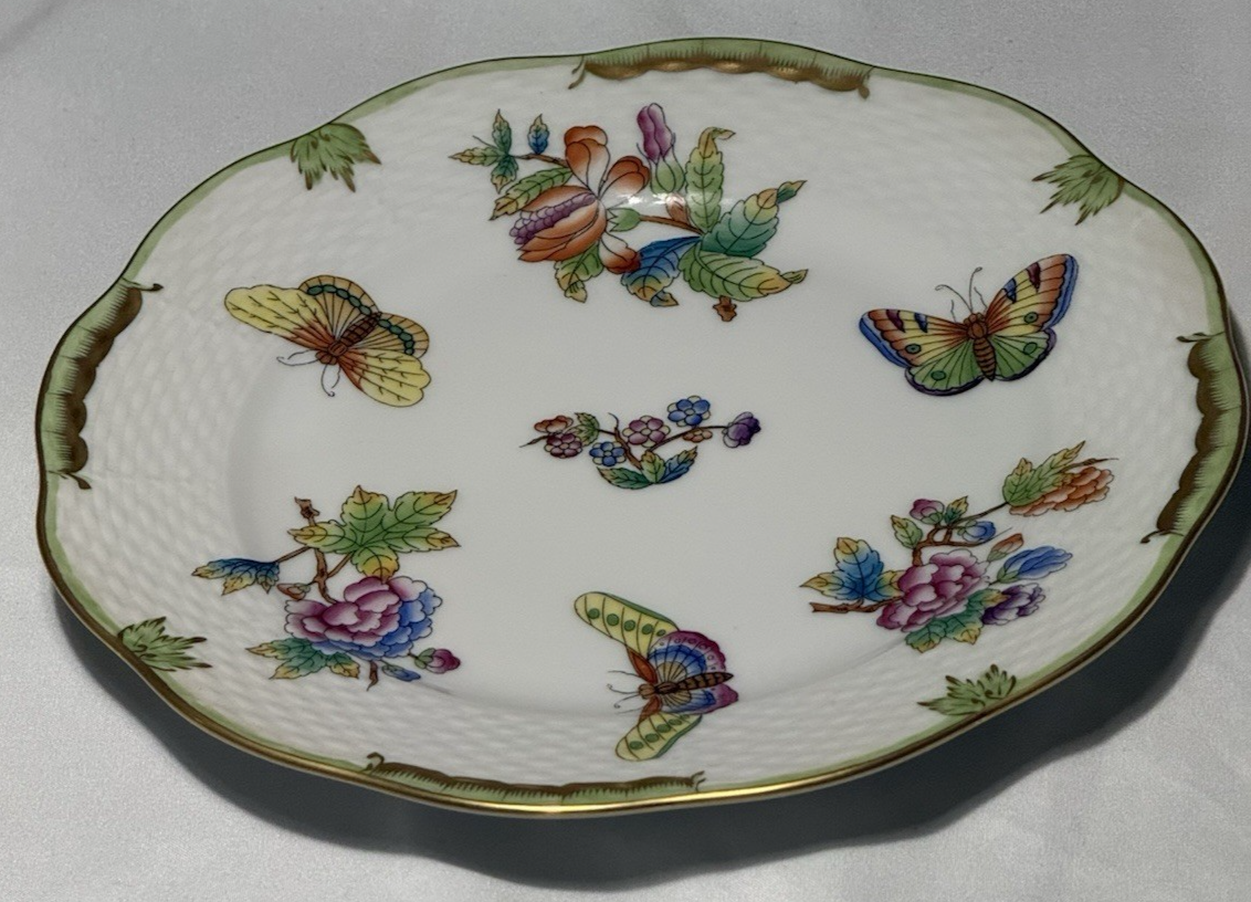 Herend Queen Victoria VBO 8" Salad Plate Dessert Butterflies Flowers Excellent