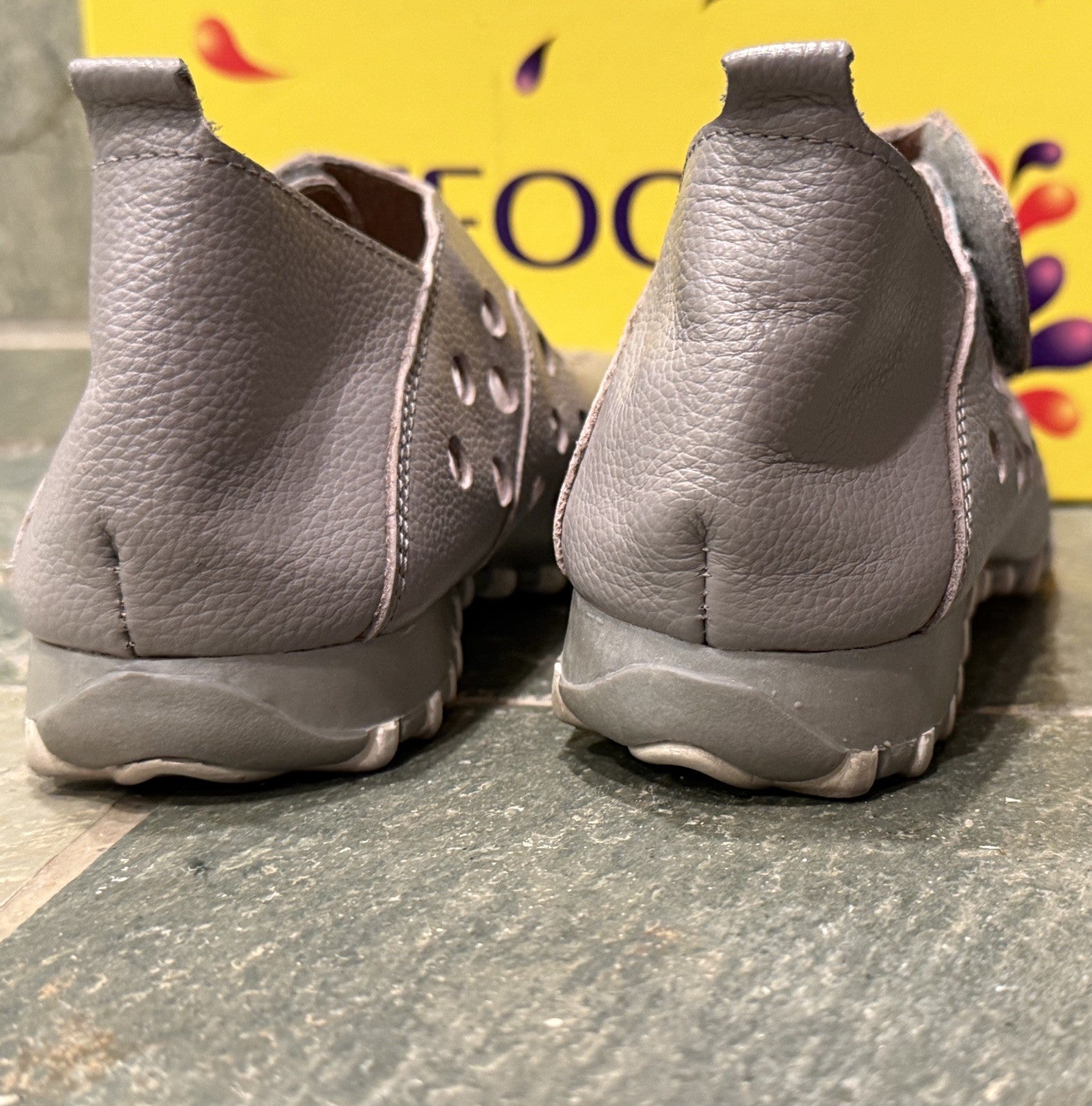 LITFOOT LF9010-3 Comfy Women's  Gray Leather Shoes Size 8 / 38  with box 
