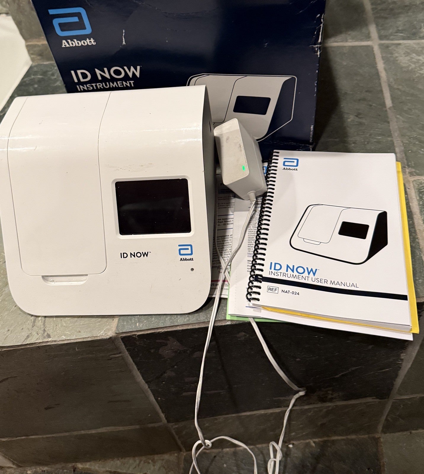 Abbott ID NOW Instrument NAT- 024 | Ref EQ002002A 
