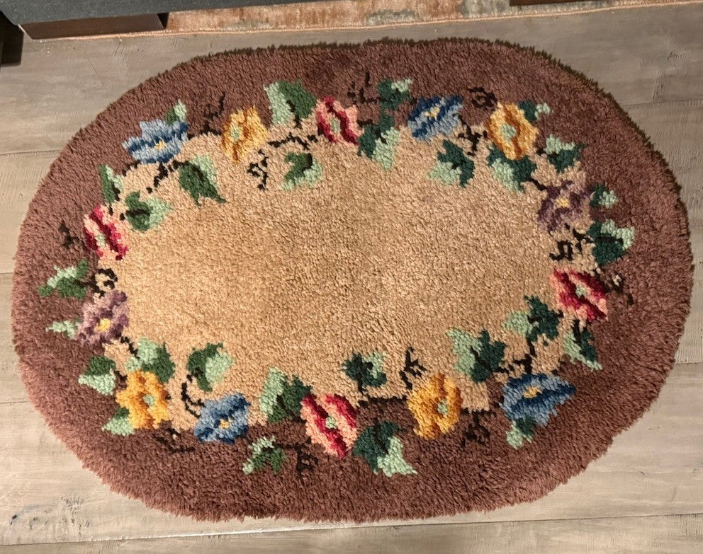 Vtg 1971 Handmade Hooked Rug | Approx. 27x37" Oval Floral Folk Art Accent Mat