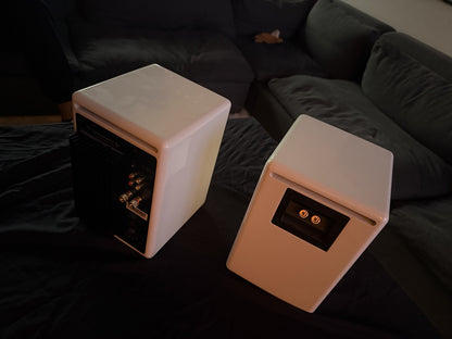 Audioengine A5+ Bookshelf Speakers WHITE | Excellent | Fully Working