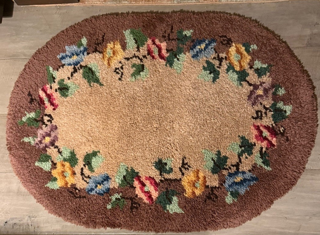 Vtg 1971 Handmade Hooked Rug | Approx. 27x37" Oval Floral Folk Art Accent Mat