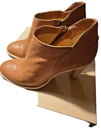 Madewell Womens English Saddle Leather Side Zip Bootie Size 8 Stacked Heels