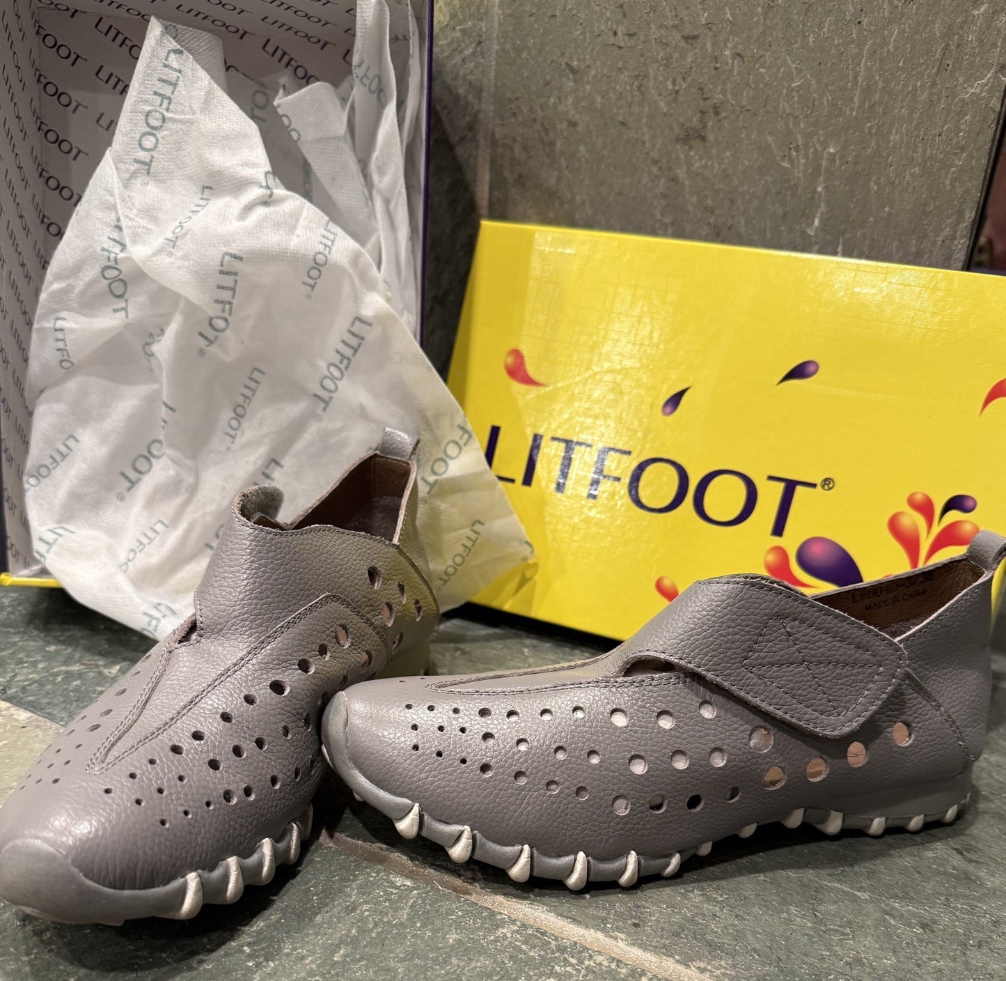 LITFOOT LF9010-3 Comfy Women's  Gray Leather Shoes Size 8 / 38  with box 