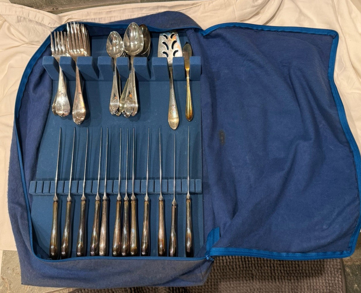 62 Pc Set of 12 1International Silver Flatware Stainless Steel & Serving  EP