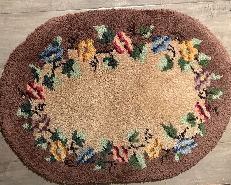 Vtg 1971 Handmade Hooked Rug | Approx. 27x37" Oval Floral Folk Art Accent Mat