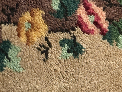 Vtg 1971 Handmade Hooked Rug | Approx. 27x37" Oval Floral Folk Art Accent Mat