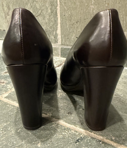 Calvin Klein Dark Brown Calfskin Leather Block Pumps 8M Round Toe w/Box