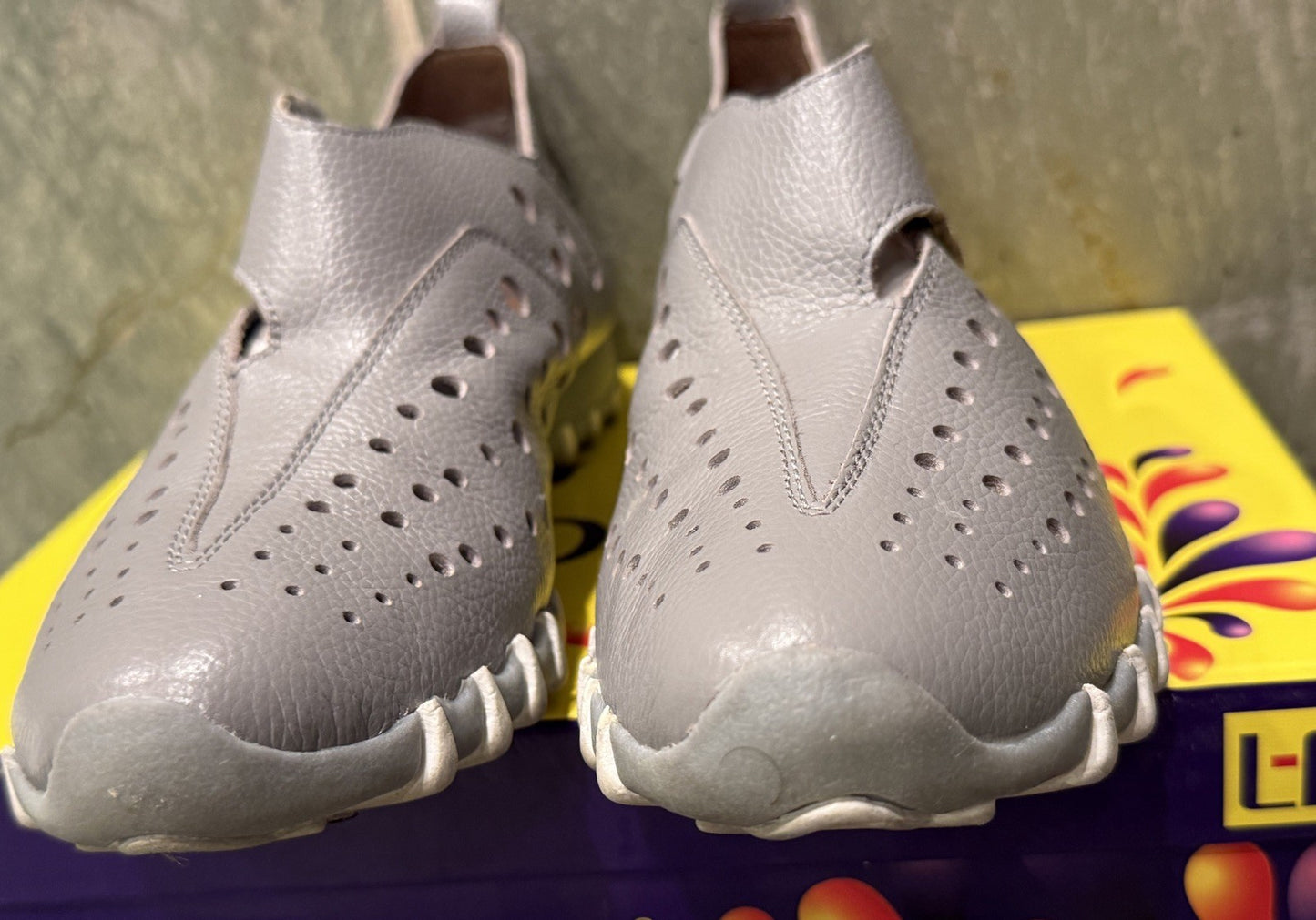 LITFOOT LF9010-3 Comfy Women's  Gray Leather Shoes Size 8 / 38  with box 