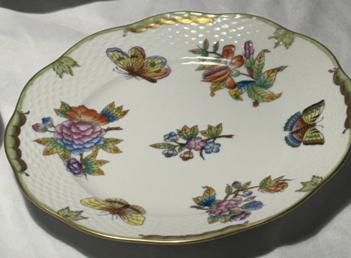 Herend Queen Victoria VBO 8" Salad Plate Dessert Butterflies Flowers Excellent