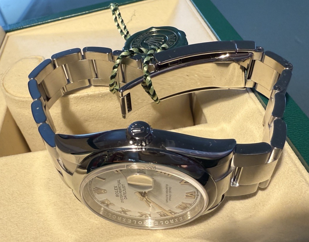 Rolex Datejust 36 126200 White Roman Oyster Domed Full Set 2025 Dubail Mint 