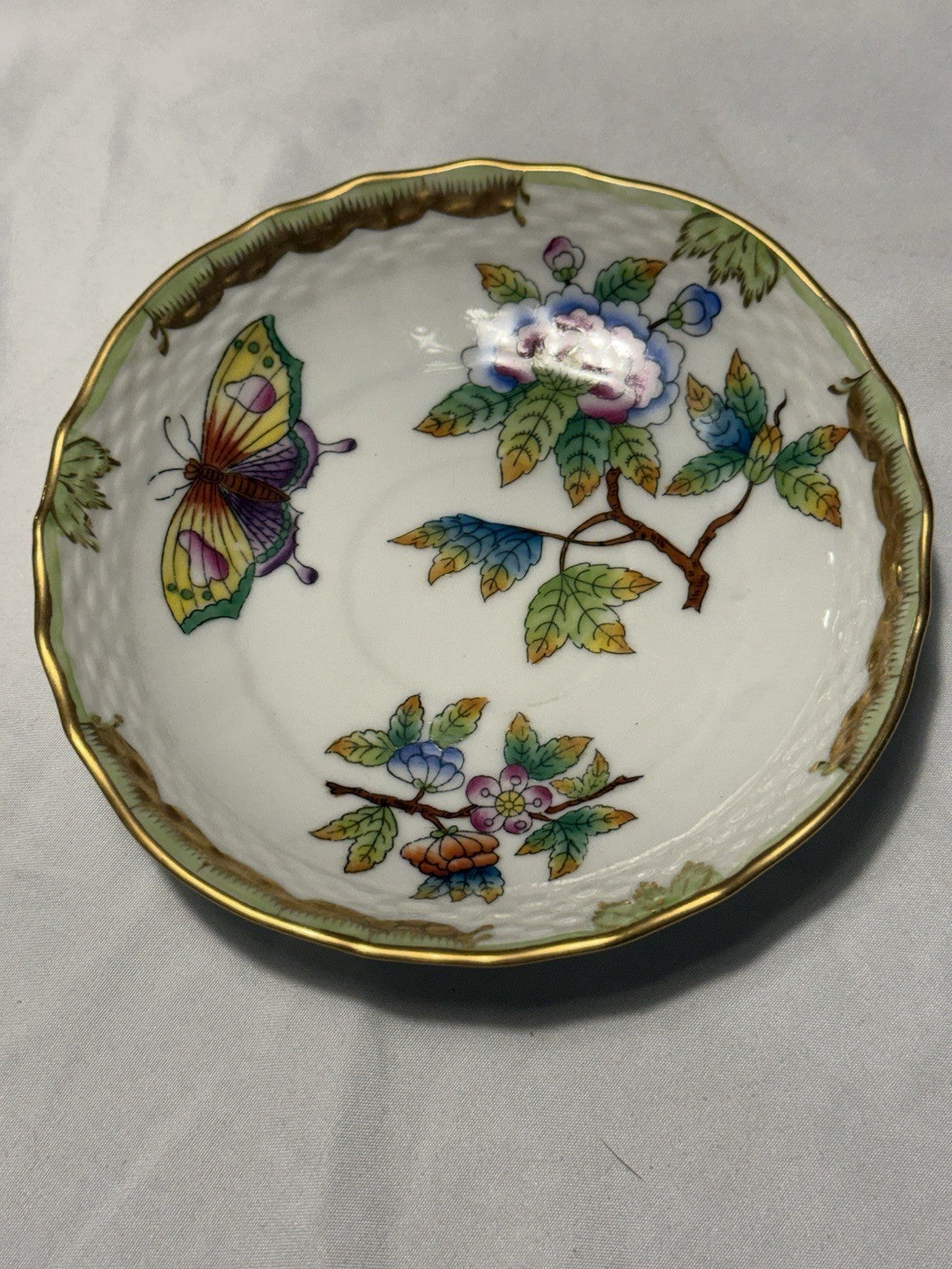 Herend 47621 Saucer Queen Victoria VBO Gold Butterfly Flower 5.25"