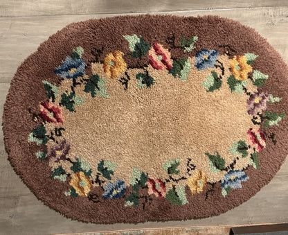 Vtg 1971 Handmade Hooked Rug | Approx. 27x37" Oval Floral Folk Art Accent Mat