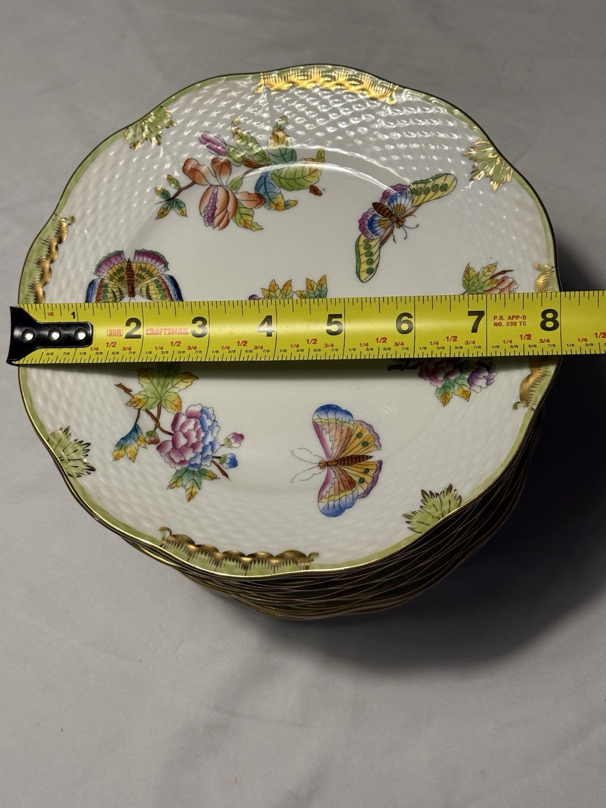 Herend Queen Victoria VBO 8" Salad Plate Dessert Butterflies Flowers Excellent