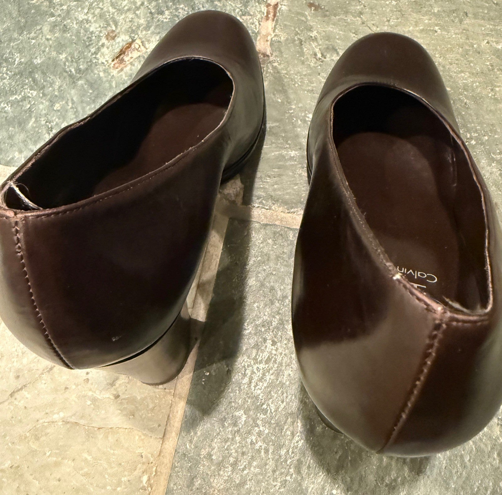 Calvin Klein Dark Brown Calfskin Leather Block Pumps 8M Round Toe w/Box