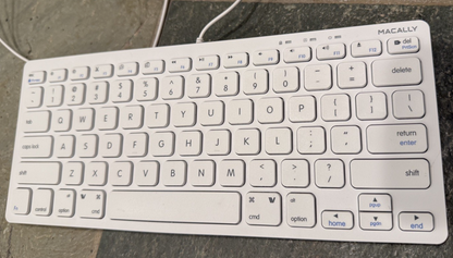 Excellent Apple 21.5" iMac Retina 4K Late 2015 3.3GHz i7 16GB RAM Iris Pro 6200