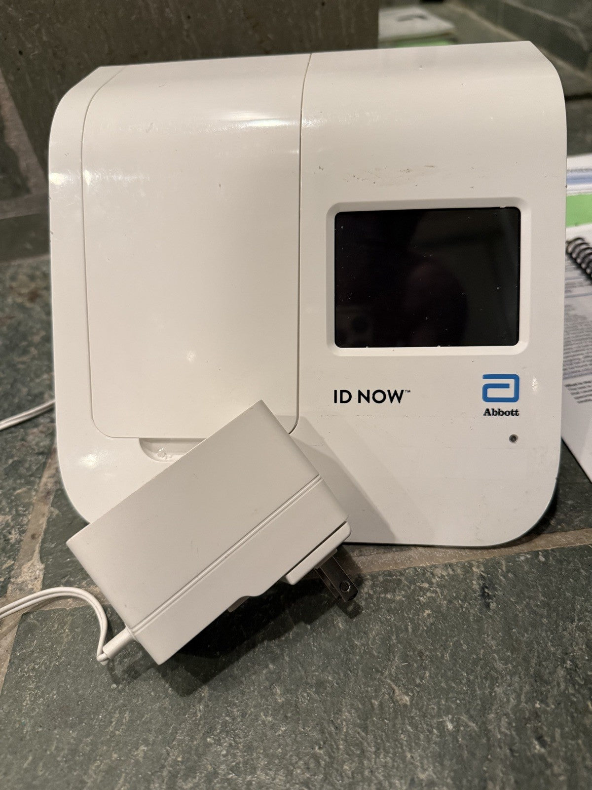 Abbott ID NOW Instrument NAT- 024 | Ref EQ002002A 